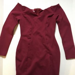 Beautiful off the shoulder burgundy body con dress